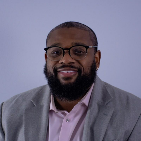 Dexter Smith headshot